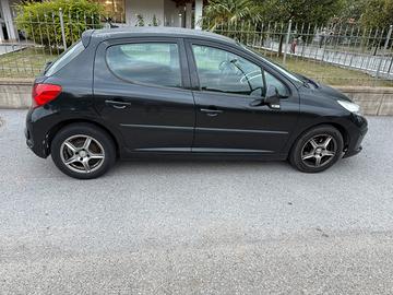 Auto Peugeot