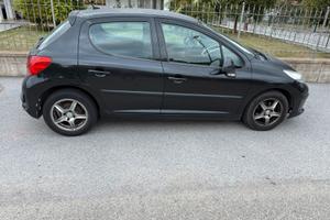 Auto Peugeot