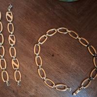 Collana e 2 bracciali analoghi placcati oro