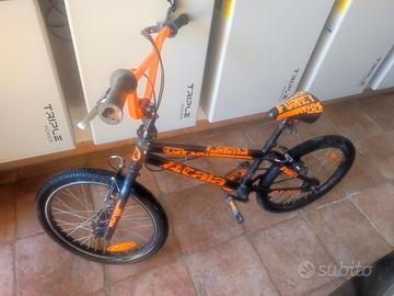 BMX Atala