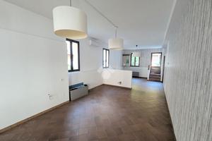 NEGOZIO A CONEGLIANO