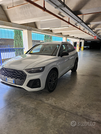 Audi Q5 2.0 mhev 204cv anno 2023