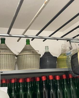 attrezzatura completa per cantina e vinificazione
