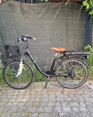 Bicicletta elettrica Via Veneto