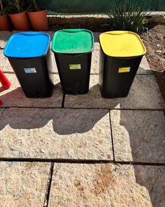 3 bidoni differenziata 50 litri nuove