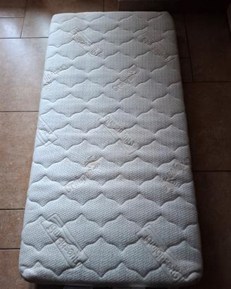 materasso per culla bimbi