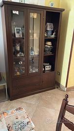 Vetrina in legno