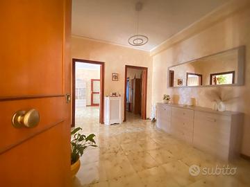 VILLARICCA; 4Vani 140MQ+2P.Auto+Cantinola MAV393