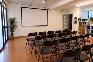 Locale per riunioni, lezioni, sala feste
