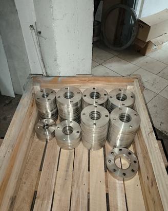 flange raccordi inox e ferro