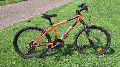 BTWIN RockRider 500