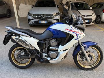 Honda Transalp 700