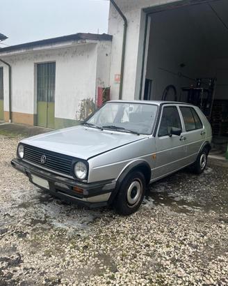 VOLKSWAGEN Golf 1300 5 porte GL