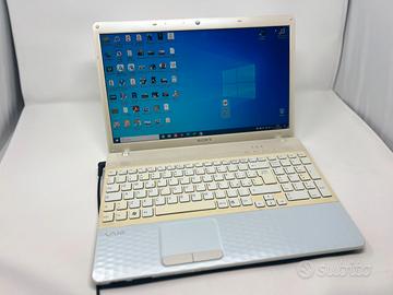 Sony VAIO PCG‑71911M 15,6" SSD 256 GB – Windows 10