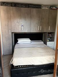 Camera da letto con letto