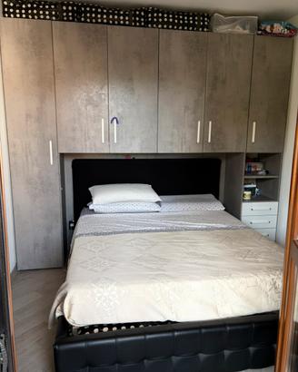 Camera da letto con letto