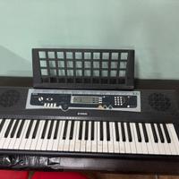 Tastiera Yamaha YPT-210