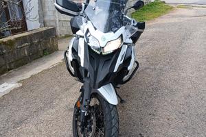 Benelli TRK 502X 
