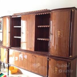 Mobile antico in legno