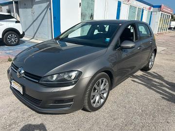 Volkswagen Golf 2.0 TDI DSG 150 cv