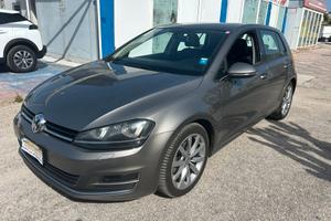 Volkswagen Golf 2.0 TDI DSG 150 cv