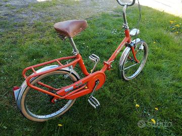 Grazella e bici da uomo  tutti 2 marca bianchi 