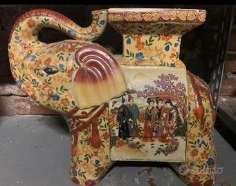 Royal Satsuma portavasi decorato da collezione