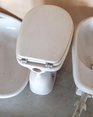 SANITARI BAGNO IN OTTTIMO STATO COME NUOVI