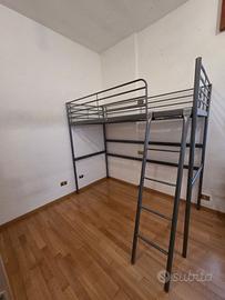 Letto singolo a soppalco IKEA SVÄRTA