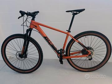 Mtb Cube Acid 29 L - pari al nuovo