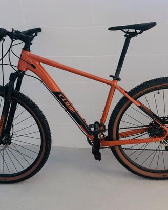 Mtb Cube Acid 29 L - pari al nuovo