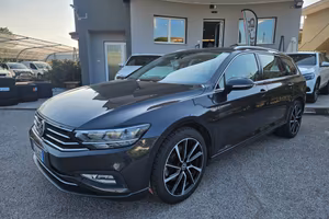 Volkswagen Passat Variant 2.0 TDI SCR EVO DSG Busi