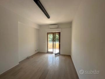 Appartamenti uso ufficio zona Viale Europa