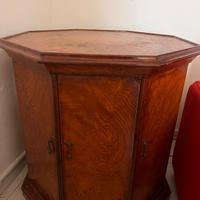 Mobile in legno massello  e radica integro