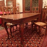 Tavolo del Novecento con cassetto