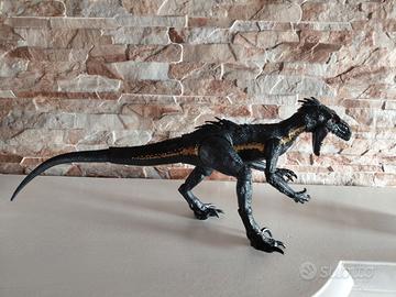 Indoraptor dinosauro Jurassic world