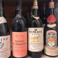 Bottiglie vini invecchiati