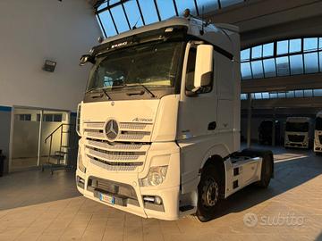 Mercedes Benz 1848 StreamSpace