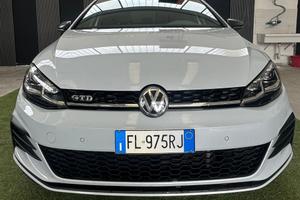 Volkswagen Golf 2.0 TDI DSG 5p. Highline BlueMotio
