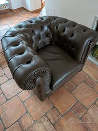 Poltrona Chesterfield in vera pelle