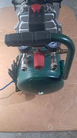 compressore  a olio aria 24 Lt praticamente nuovo
