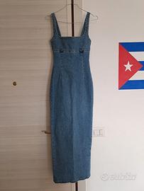 vestito lungo in jeans .