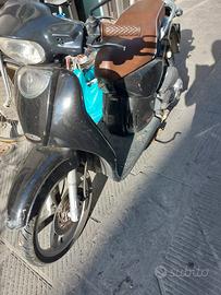 Aprilia Scarabeo 50 - 2001