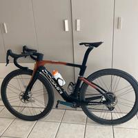 Kit telaio Pinarello dogma F e manubrio