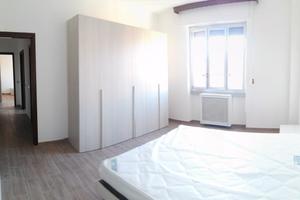 Stanza singola libera subito