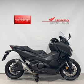 Honda Forza 750 ABS