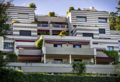 Monolocale con box da privato a villa olmo