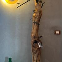 Appendiabiti rustico in legno e ferro