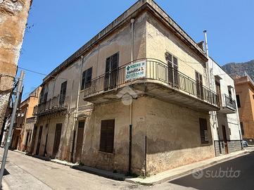 CASA INDIPENDENTE A CINISI