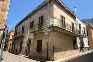 CASA INDIPENDENTE A CINISI